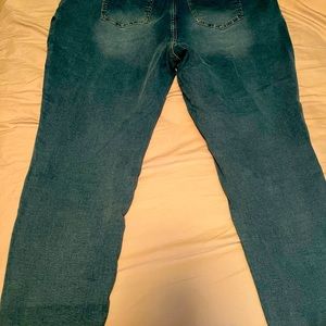 Brand New with Tags! Size 22 Royalty Jeans. High waisted.